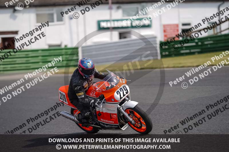 enduro digital images;event digital images;eventdigitalimages;mallory park;mallory park photographs;mallory park trackday;mallory park trackday photographs;no limits trackdays;peter wileman photography;racing digital images;trackday digital images;trackday photos